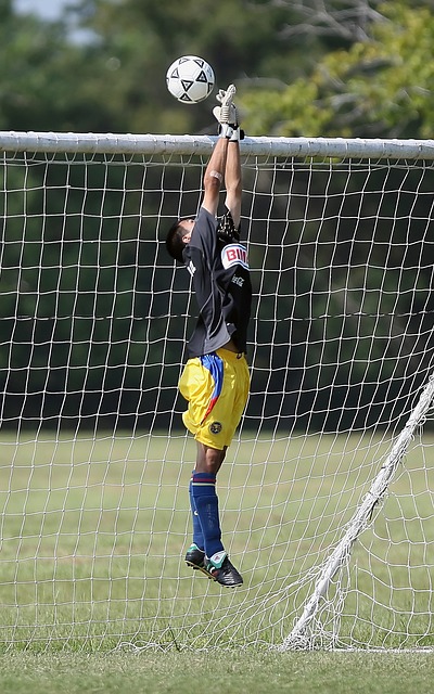 足球报：三大历史遗留问题 中足联必须妥善处理.