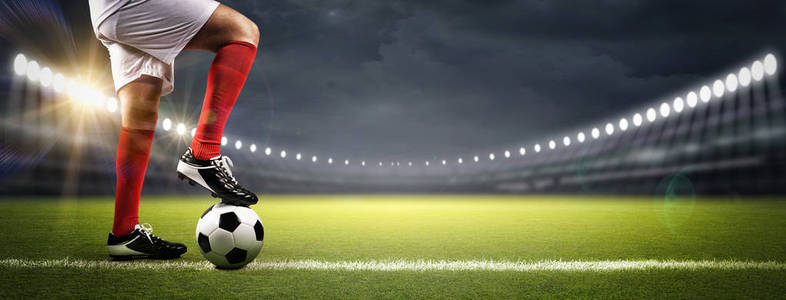 梅西个人表演：胸部停球，16米左脚凌空世界波！现场沸腾.